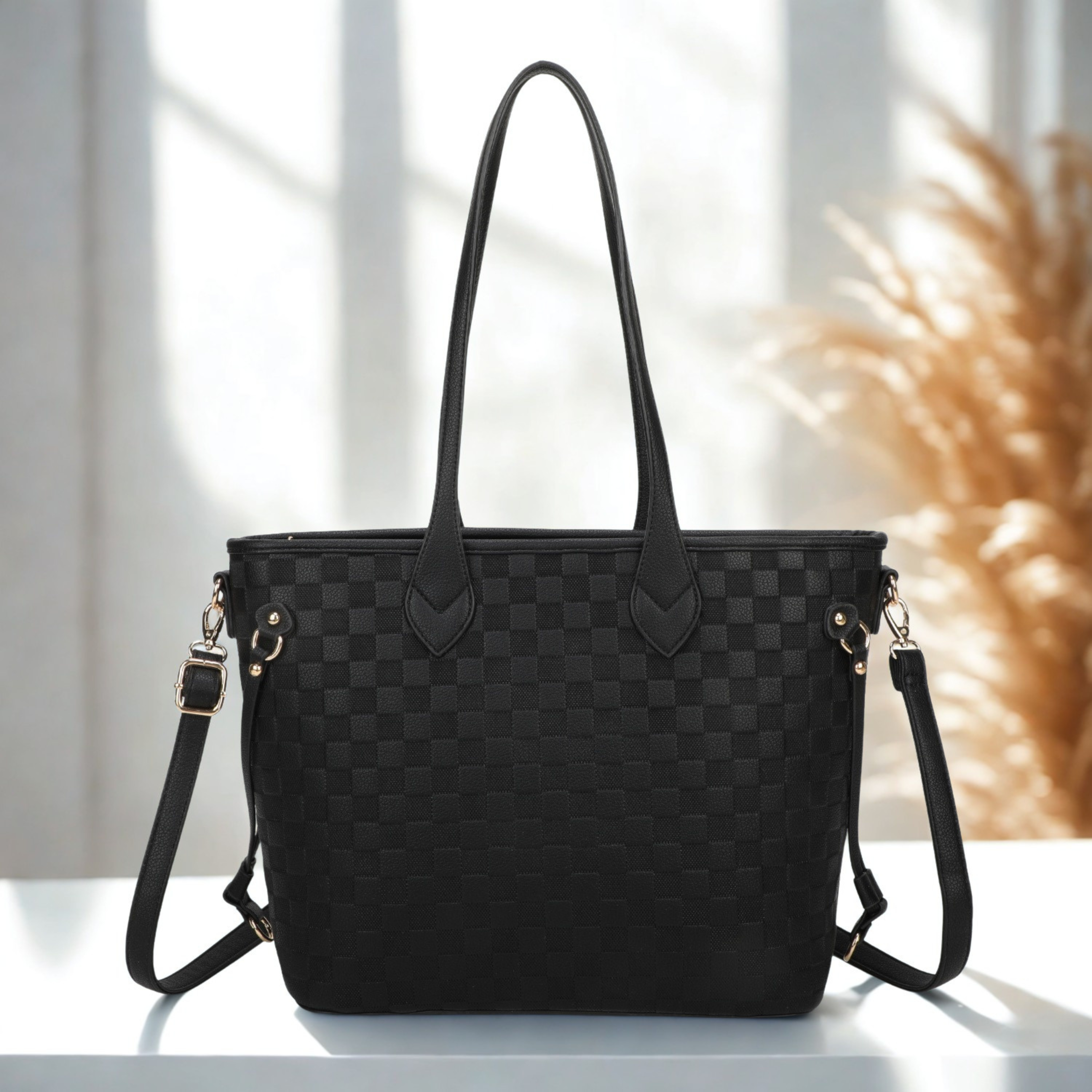Large Women’s Tote Bag with Zipper Closure, Shoulder Handles, Gold Hardware & Multi-Pocket Interior