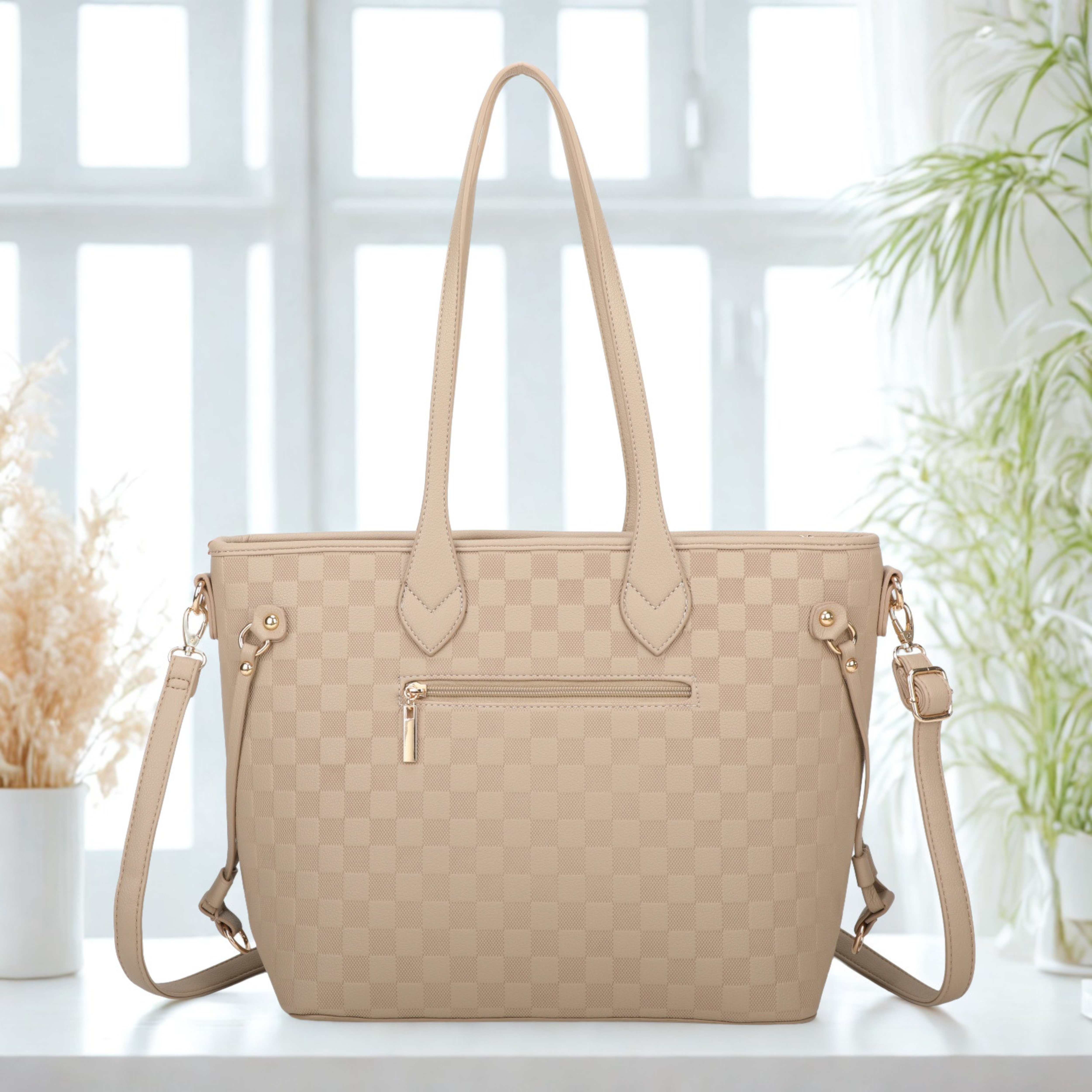 Large Women’s Tote Bag with Zipper Closure, Shoulder Handles, Gold Hardware & Multi-Pocket Interior