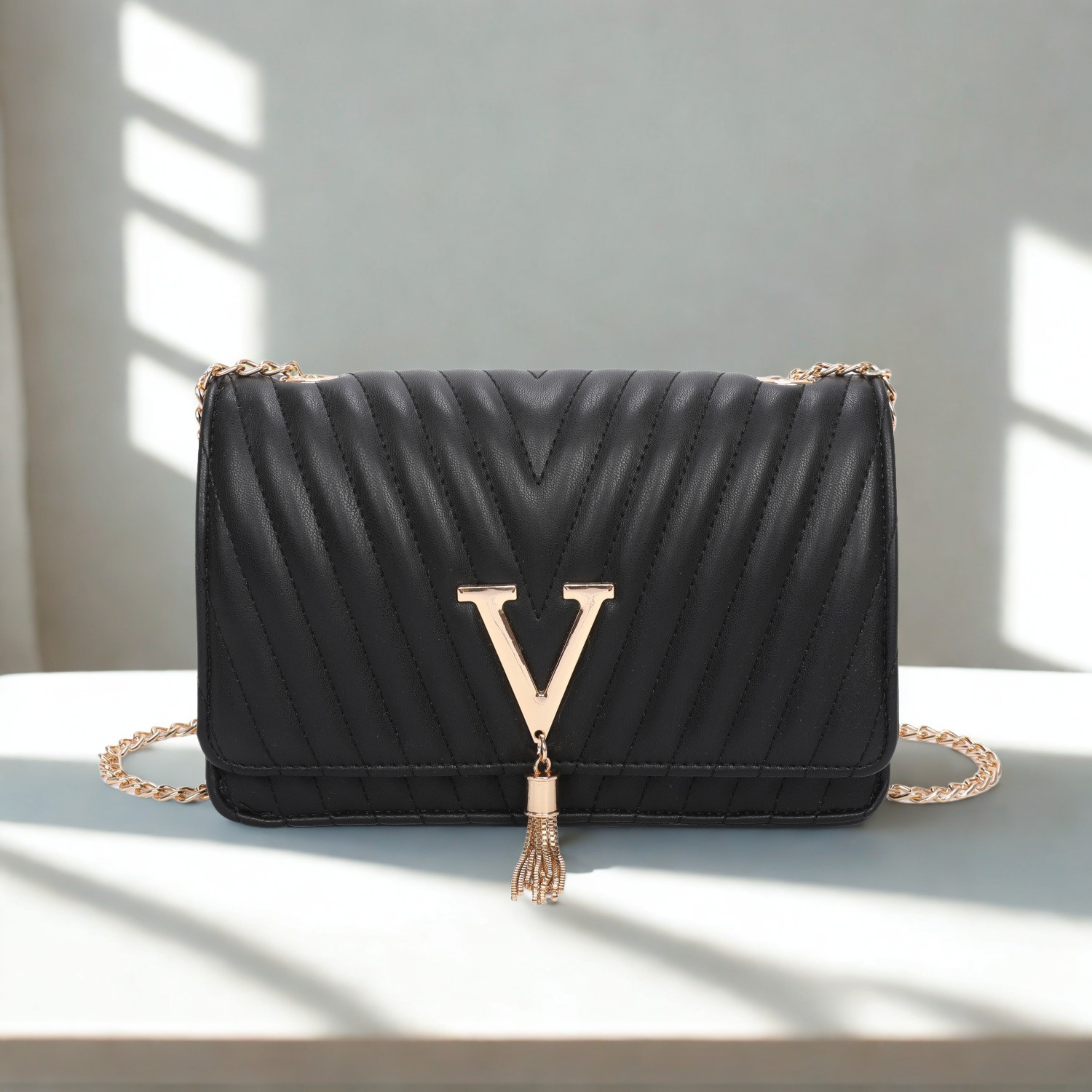 Women’s Quilted Chain Shoulder Bag