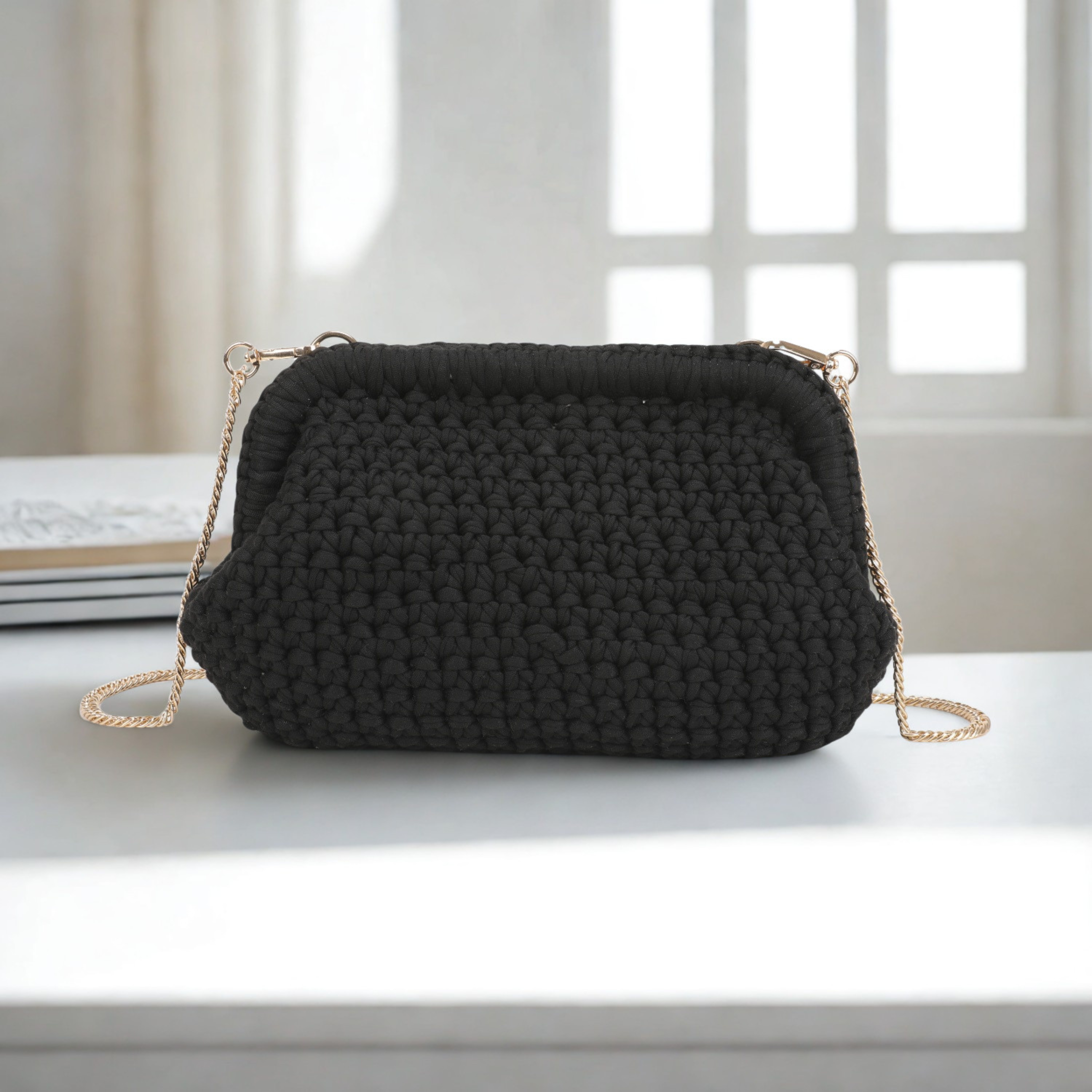 Ladies Crochet Crossbody Clutch Bag Gold Chain Snap Evening Shoulder Handbag