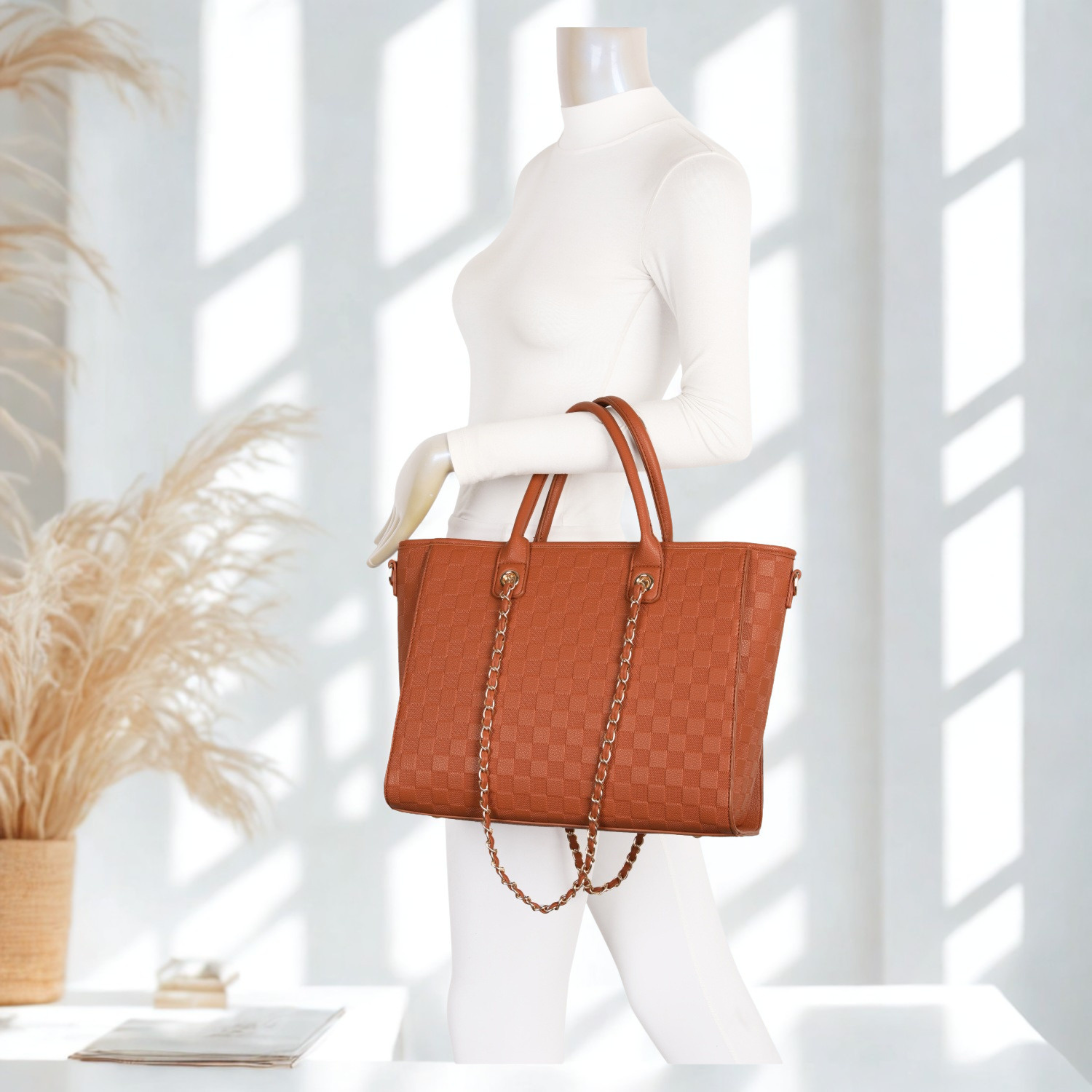 Women’s Large Tote Handbag with Zip Closure